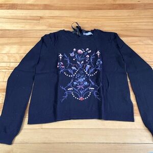 Oasis Small black embroidered sweater